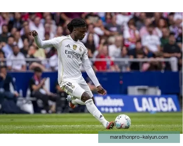 卡马文加加盟皇马背后的原因与俱乐部的未来计划密切相关